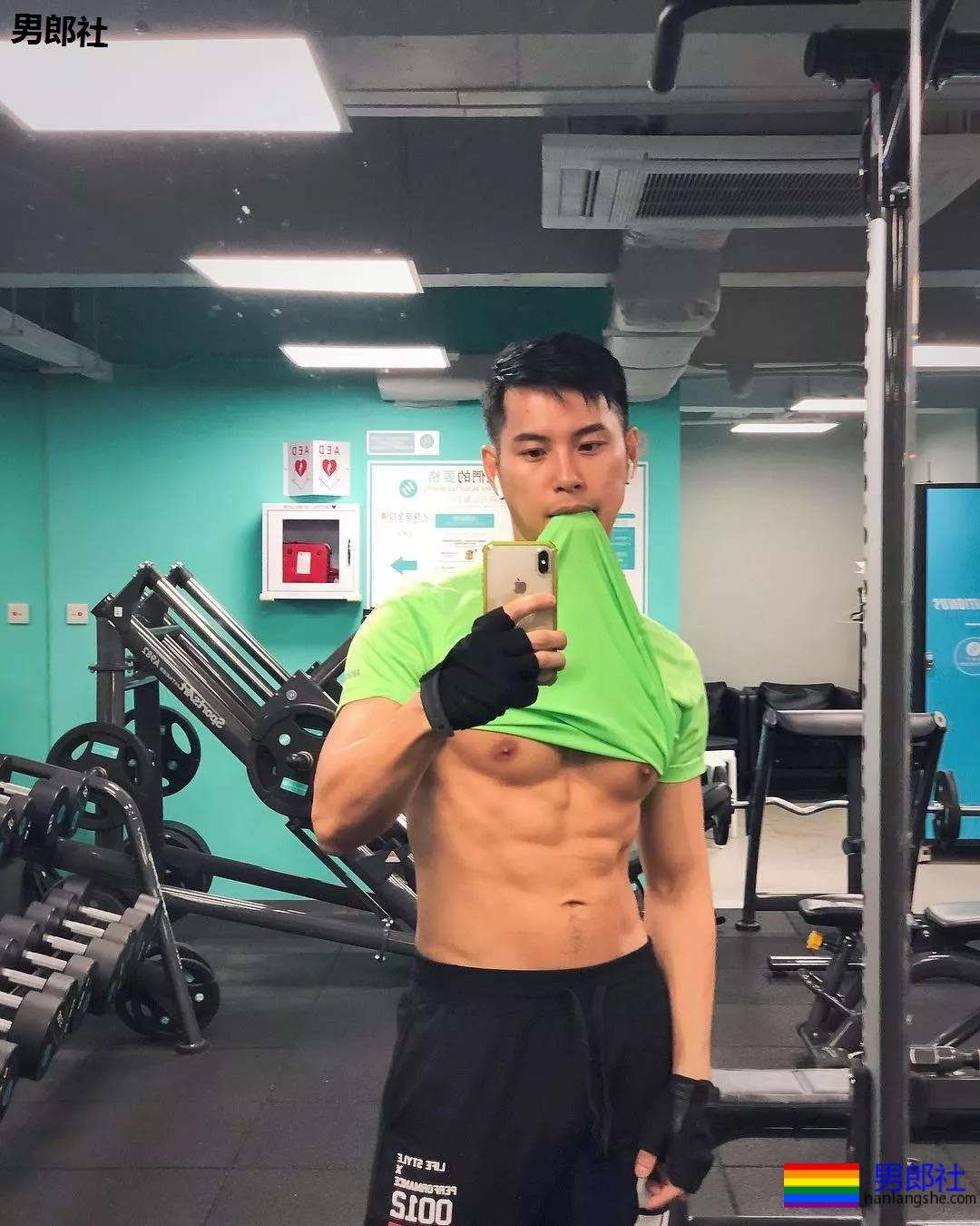 筋肉翘臀Gogo-boy火遍G圈！放飞自我的内裤收割机！ - 51虹马