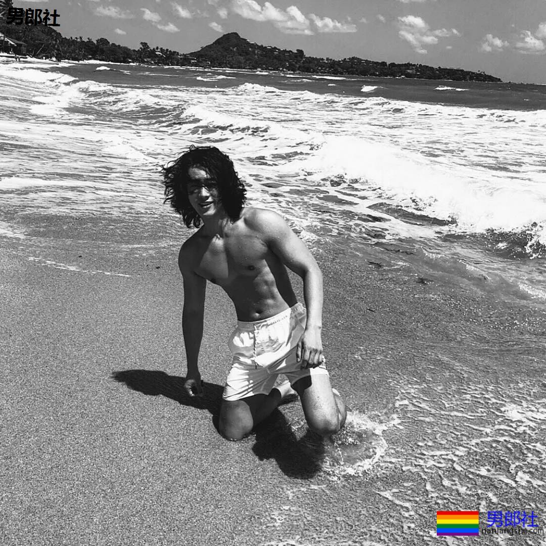 189CM体育生转战娱乐圈,实力强大被导演万里挑一 - 51虹马 189CM体育生转战娱乐圈,实力强大被导演万里挑一 - 51虹马