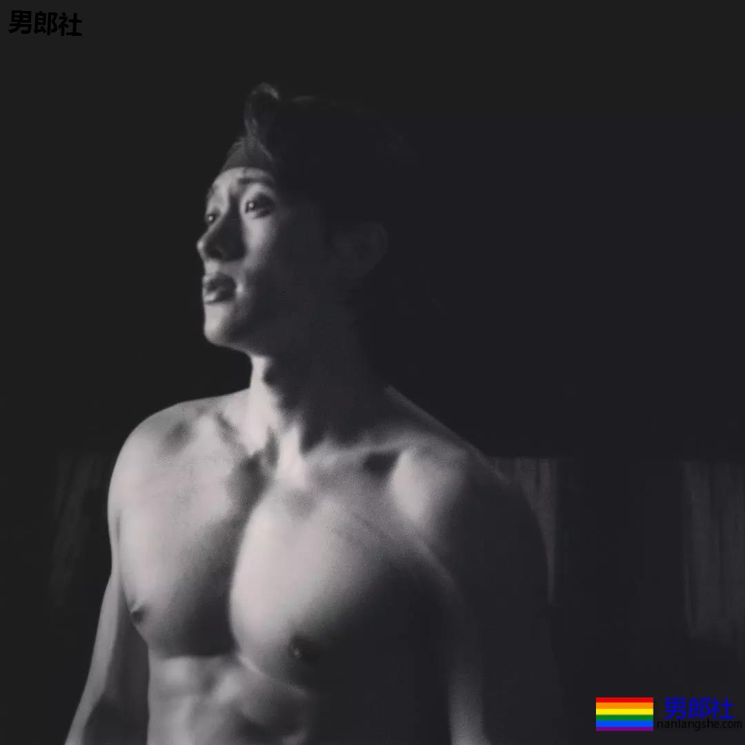 189CM体育生转战娱乐圈,实力强大被导演万里挑一 - 51虹马 189CM体育生转战娱乐圈,实力强大被导演万里挑一 - 51虹马