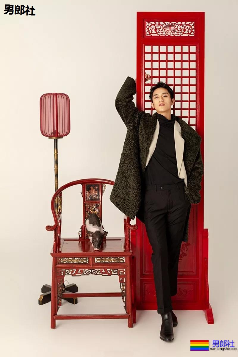 初恋脸高级脸!?活捉一窝小狼狗,我决定为他弯了! - 51虹马 初恋脸高级脸!?活捉一窝小狼狗,我决定为他弯了! - 51虹马