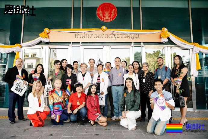泰国同性伴侣上书宪法法院,争取合法结婚-51虹马