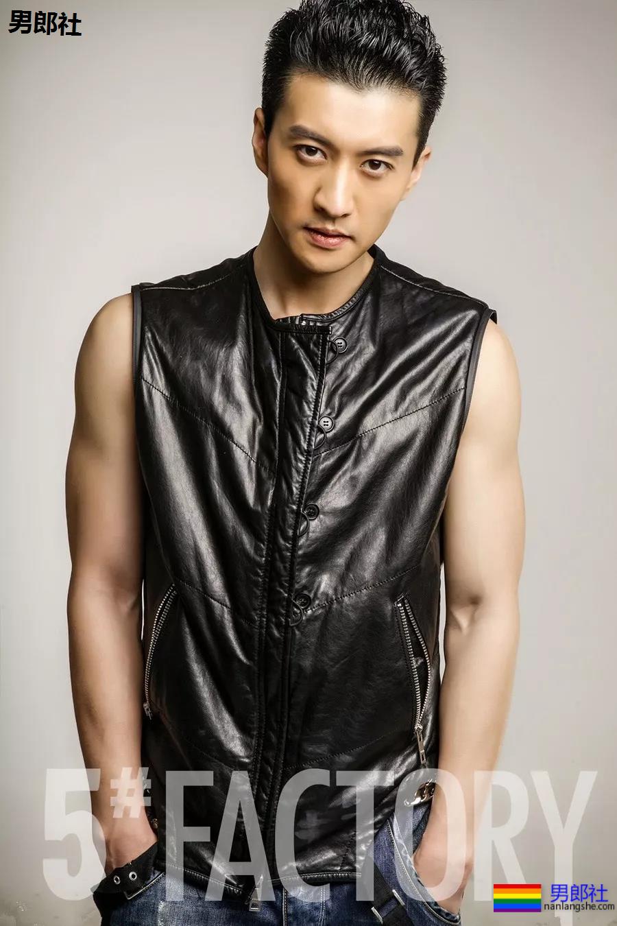 雅痞肌肉小叔"牵手"薄肌小鲜肉!双男主腹肌照,他一身硬核腱子肉A爆了! - 51虹马 雅痞肌肉小叔"牵手"薄肌小鲜肉!双男主腹肌照,他一身硬核腱子肉A爆了! - 51虹马