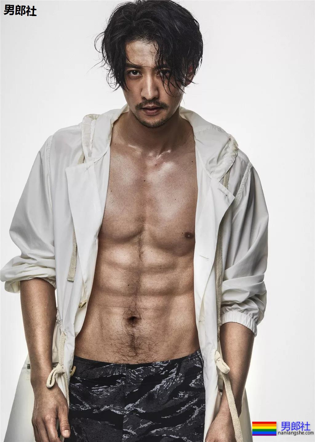 雅痞肌肉小叔"牵手"薄肌小鲜肉!双男主腹肌照,他一身硬核腱子肉A爆了! - 51虹马 雅痞肌肉小叔"牵手"薄肌小鲜肉!双男主腹肌照,他一身硬核腱子肉A爆了! - 51虹马