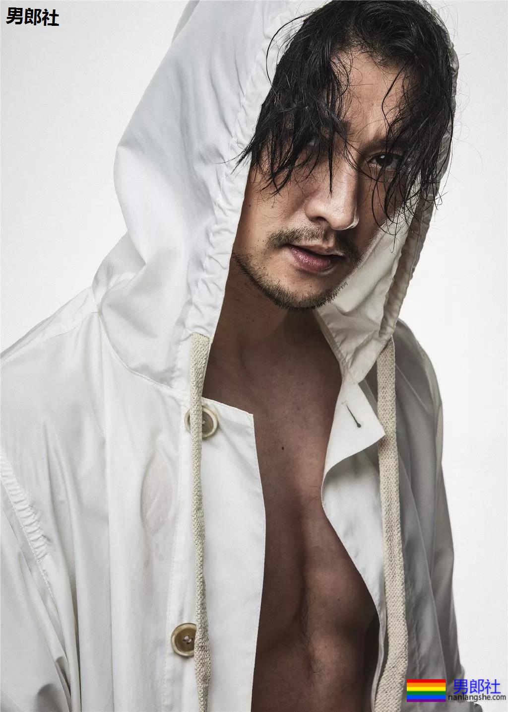 雅痞肌肉小叔"牵手"薄肌小鲜肉!双男主腹肌照,他一身硬核腱子肉A爆了! - 51虹马 雅痞肌肉小叔"牵手"薄肌小鲜肉!双男主腹肌照,他一身硬核腱子肉A爆了! - 51虹马