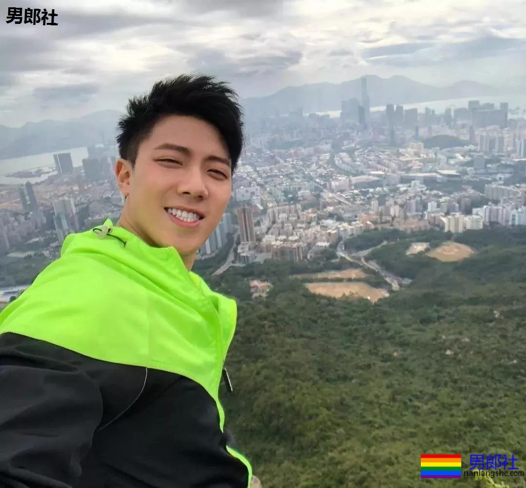 遇到家教老师正装男，见这样的翘臀该怎么办？ - 51虹马