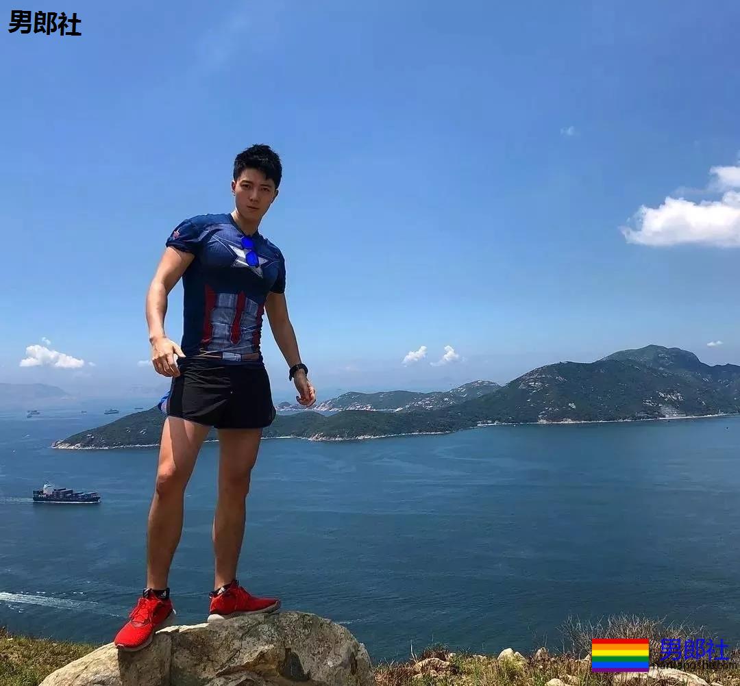 遇到家教老师正装男，见这样的翘臀该怎么办？ - 51虹马