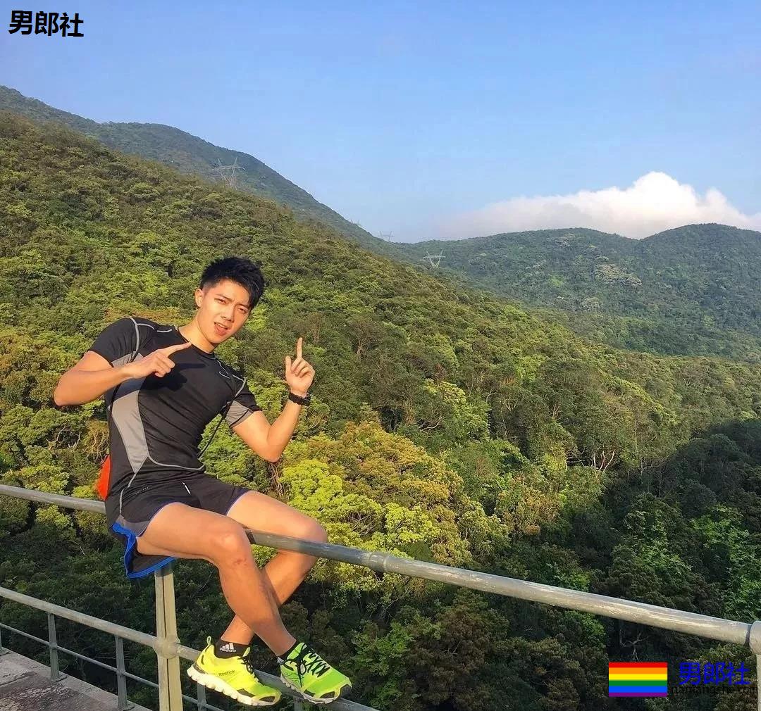 遇到家教老师正装男，见这样的翘臀该怎么办？ - 51虹马