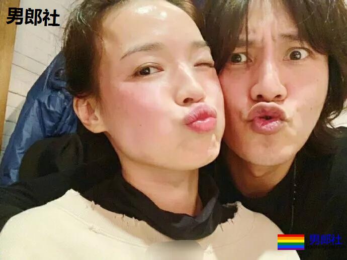 陈坤深夜与男子热聊，告别时被对方亲了一口？ - 51虹马