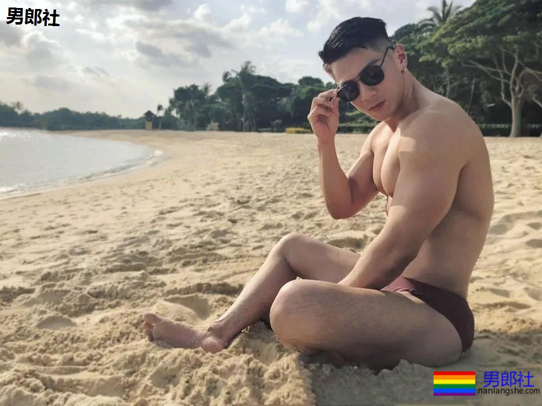 樊野家的粗腿体育生男模，暴筋腱子肉身材，哪哪都太强！ - 51虹马