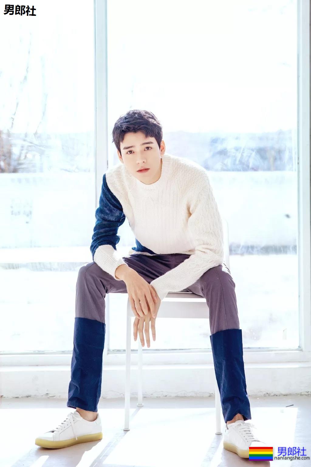 演过腐剧与男CP拍浴室戏!高颜长腿小狼狗演绎霸道总裁,做你男友愿意吗? - 51虹马 演过腐剧与男CP拍浴室戏!高颜长腿小狼狗演绎霸道总裁,做你男友愿意吗? - 51虹马