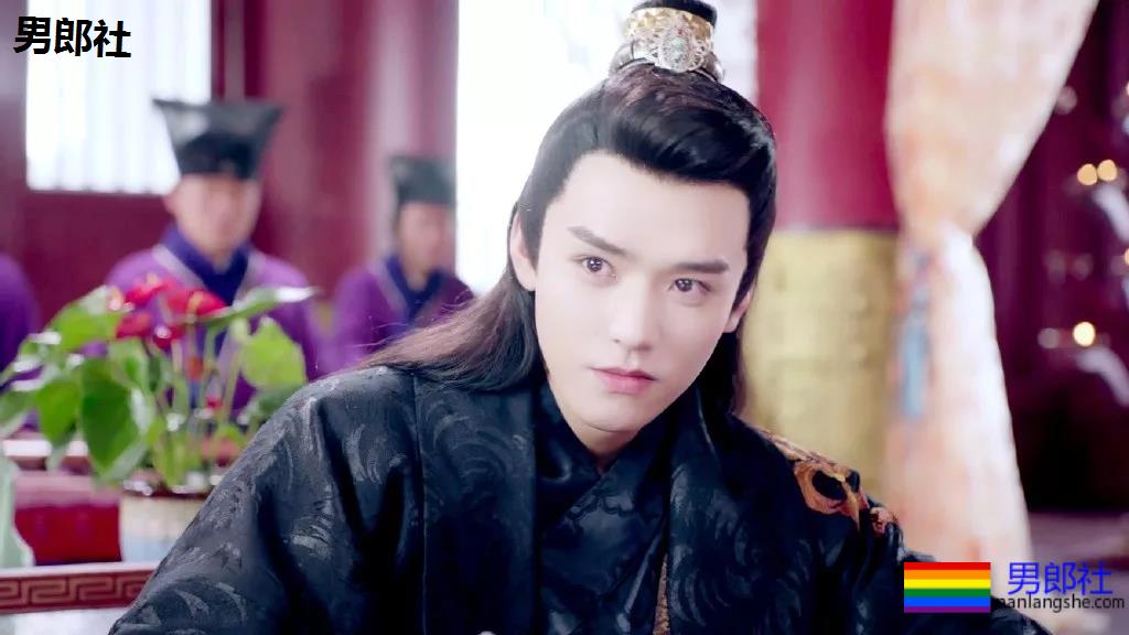 演过腐剧与男CP拍浴室戏!高颜长腿小狼狗演绎霸道总裁,做你男友愿意吗? - 51虹马 演过腐剧与男CP拍浴室戏!高颜长腿小狼狗演绎霸道总裁,做你男友愿意吗? - 51虹马