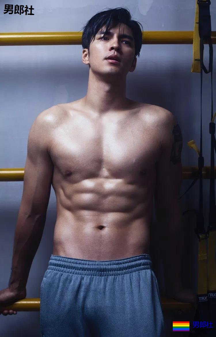 演过腐剧与男CP拍浴室戏!高颜长腿小狼狗演绎霸道总裁,做你男友愿意吗? - 51虹马 演过腐剧与男CP拍浴室戏!高颜长腿小狼狗演绎霸道总裁,做你男友愿意吗? - 51虹马