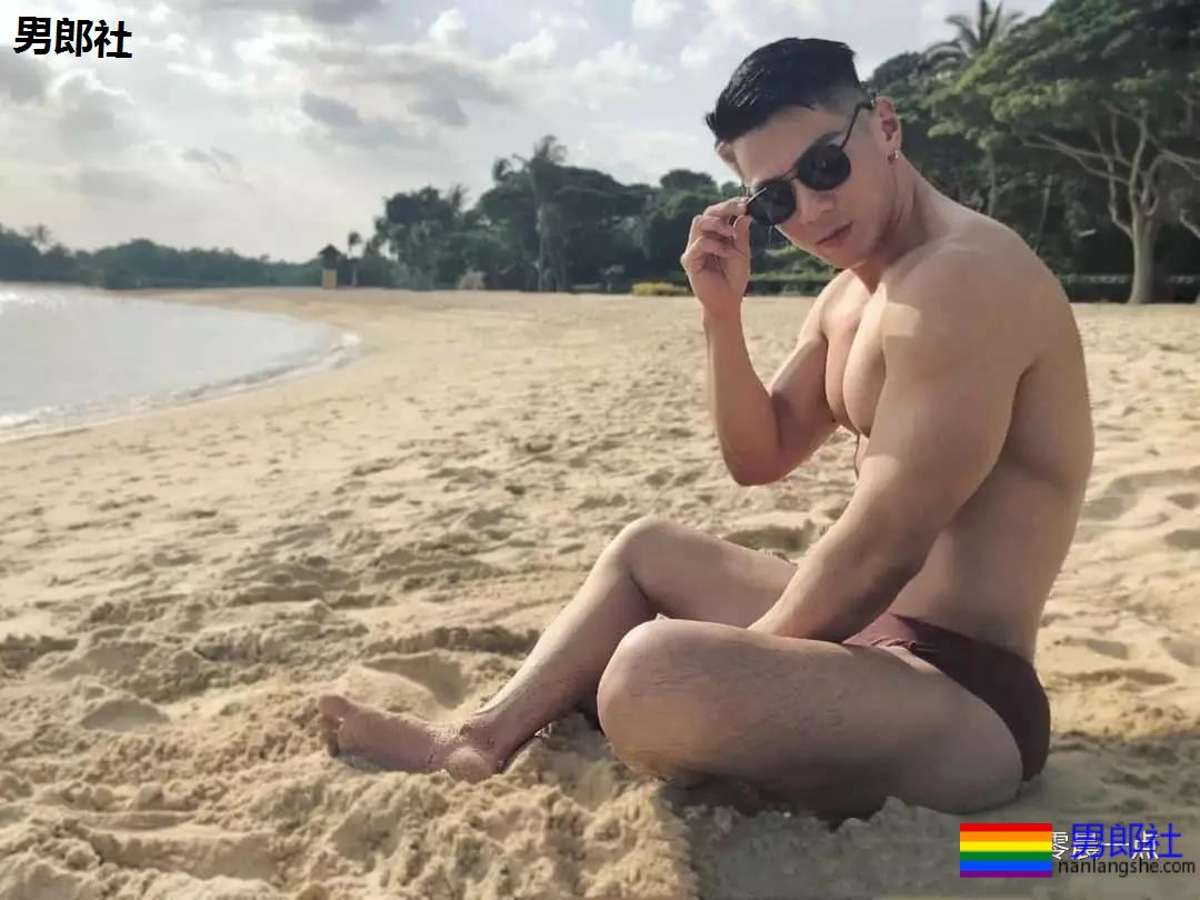 老攻背着我出去做0，开F让我做1？ - 51虹马