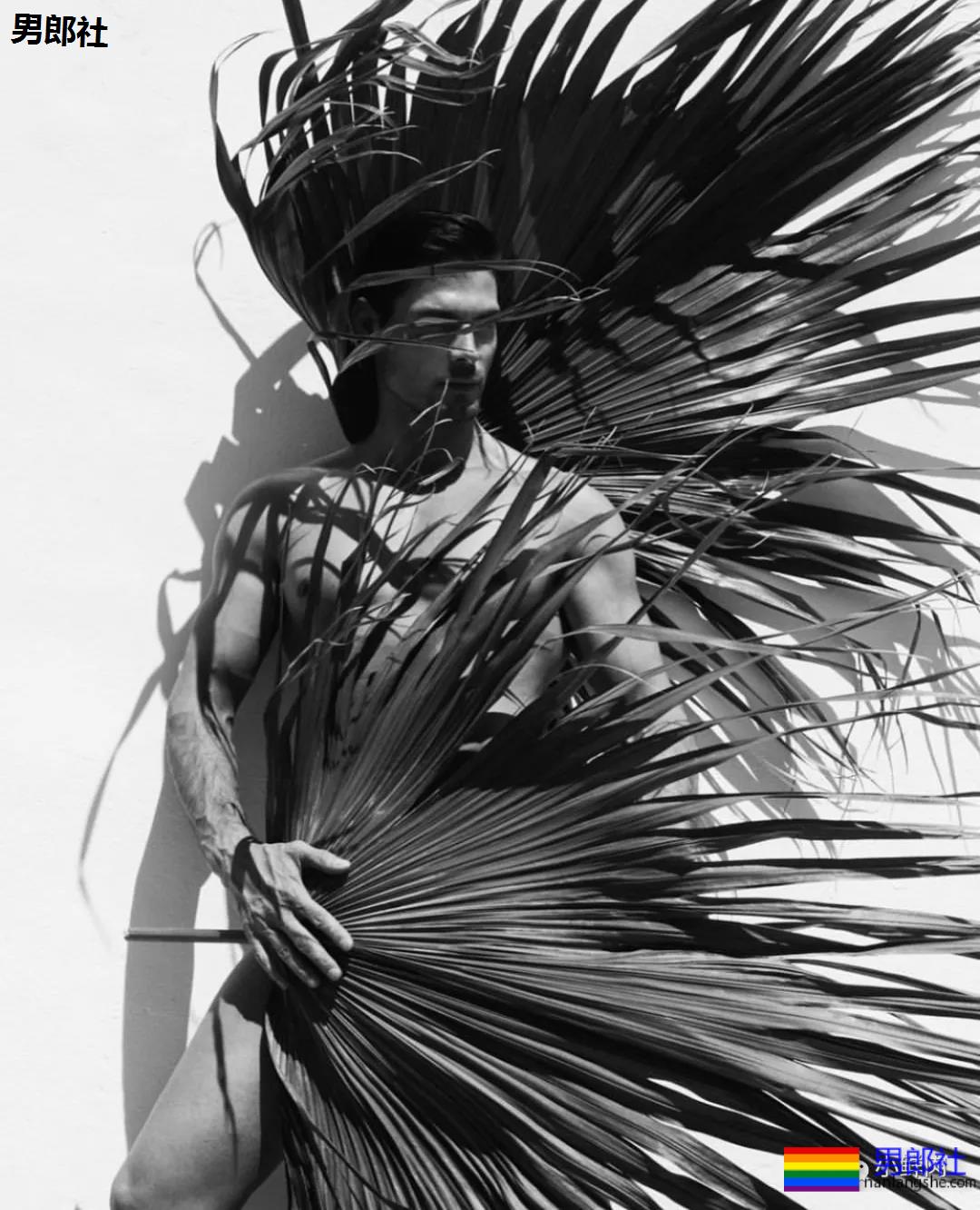 16岁191cm内裤男模泡温泉1秒吸粉7万，原来红起来可以这么容易！ - 51虹马