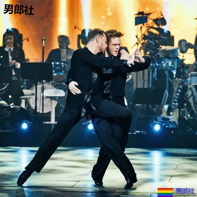 同性舞伴赢得丹麦版“与星共舞” - 51虹马 同性舞伴赢得丹麦版“与星共舞” - 51虹马