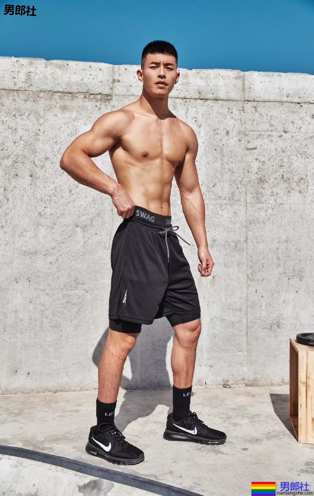 樊野家的肌肉男团!一水大长腿肌肉小狼狗,可真幸福惹! - 51虹马 樊野家的肌肉男团!一水大长腿肌肉小狼狗,可真幸福惹! - 51虹马