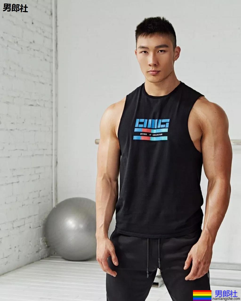 樊野家的肌肉男团!一水大长腿肌肉小狼狗,可真幸福惹! - 51虹马 樊野家的肌肉男团!一水大长腿肌肉小狼狗,可真幸福惹! - 51虹马