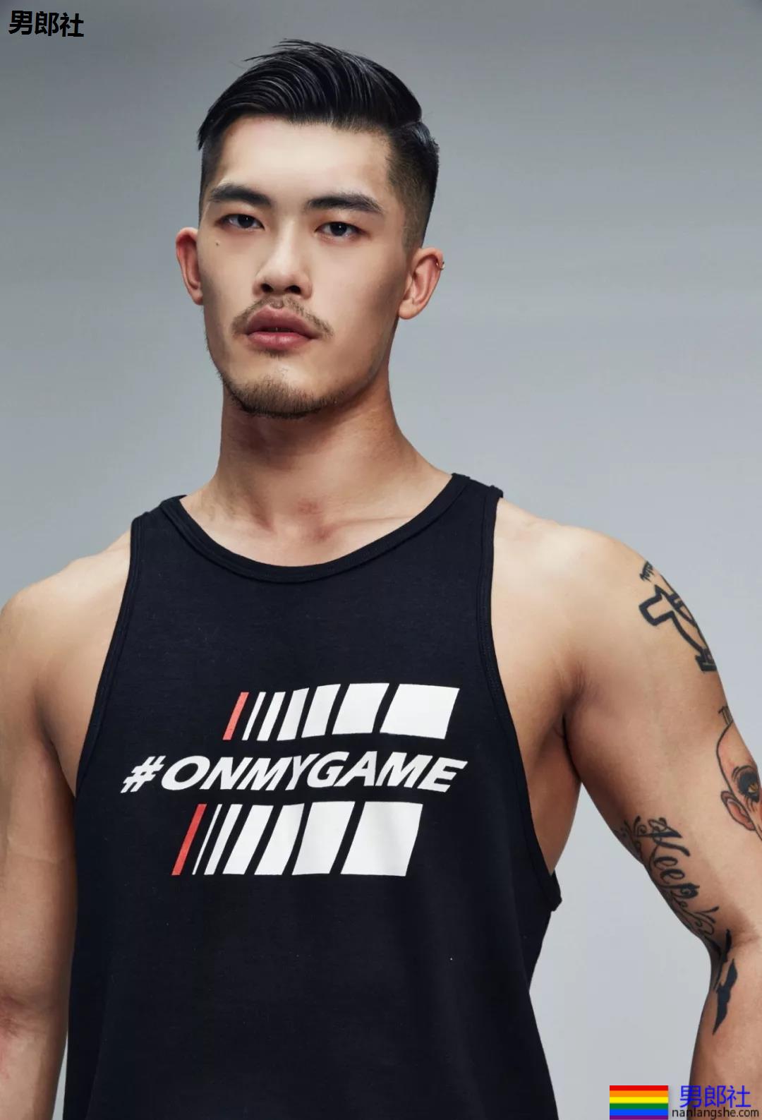 樊野家的肌肉男团!一水大长腿肌肉小狼狗,可真幸福惹! - 51虹马 樊野家的肌肉男团!一水大长腿肌肉小狼狗,可真幸福惹! - 51虹马