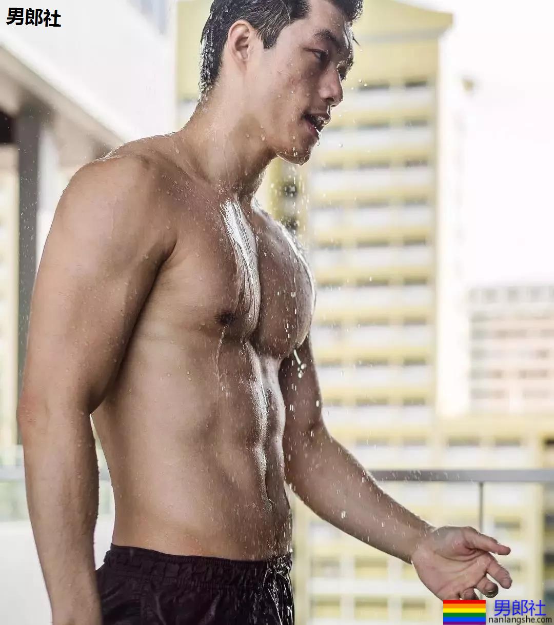 樊野家的肌肉男团!一水大长腿肌肉小狼狗,可真幸福惹! - 51虹马 樊野家的肌肉男团!一水大长腿肌肉小狼狗,可真幸福惹! - 51虹马