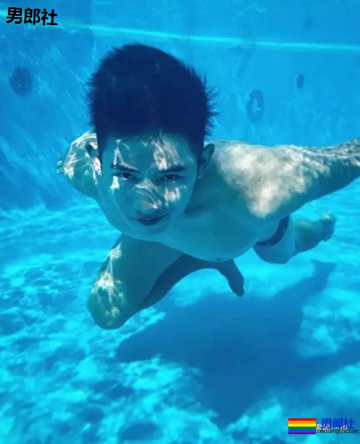 P友嫌我J小叫我做0,受不了18cm。 - 51虹马 P友嫌我J小叫我做0,受不了18cm。 - 51虹马