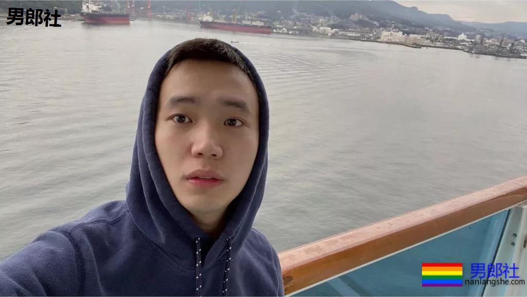 14个活在五线小城的gay:“我想离开家乡,就像昭君出塞…” - 51虹马 14个活在五线小城的gay:“我想离开家乡,就像昭君出塞…” - 51虹马