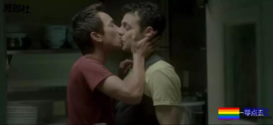 儿子和基友同船时，没关门。。。捂眼睛！ - 51虹马