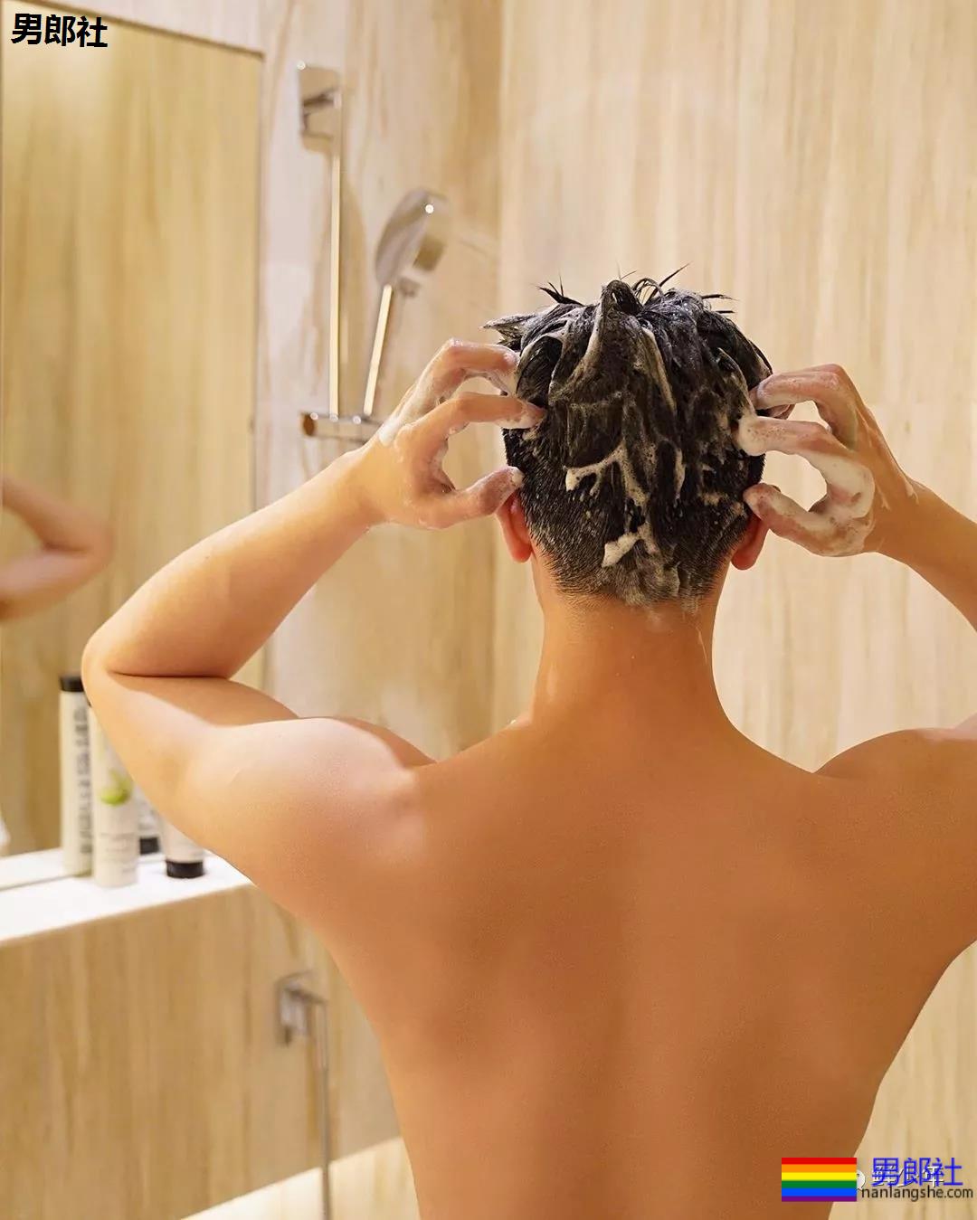 42CM！酷似黄景瑜 广东网红粗壮的不仅仅是手臂！鼻子也大？ - 51虹马