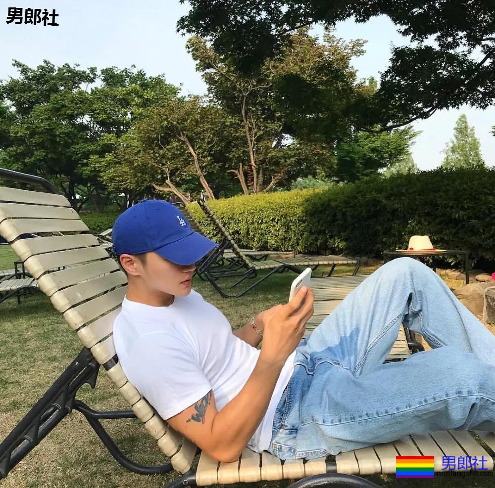 和初恋男友第一次睡在一起的晚上 - 51虹马 和初恋男友第一次睡在一起的晚上 - 51虹马