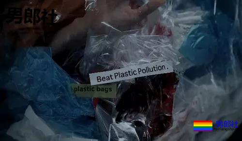 泰国小鲜肉参与“死亡拍摄” 珍爱生命远离塑料袋 - 51虹马