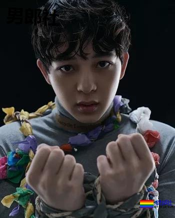 泰国小鲜肉参与“死亡拍摄” 珍爱生命远离塑料袋 - 51虹马