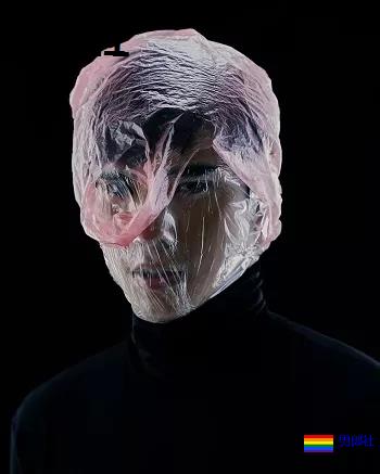 泰国小鲜肉参与“死亡拍摄” 珍爱生命远离塑料袋 - 51虹马