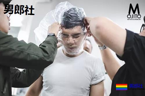 泰国小鲜肉参与“死亡拍摄” 珍爱生命远离塑料袋 - 51虹马