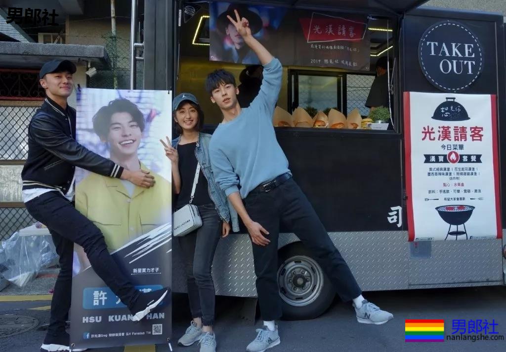 好A一奶攻！清纯小狼狗刷屏票圈，这尺度这肉体谁能把持得住?! - 51虹马