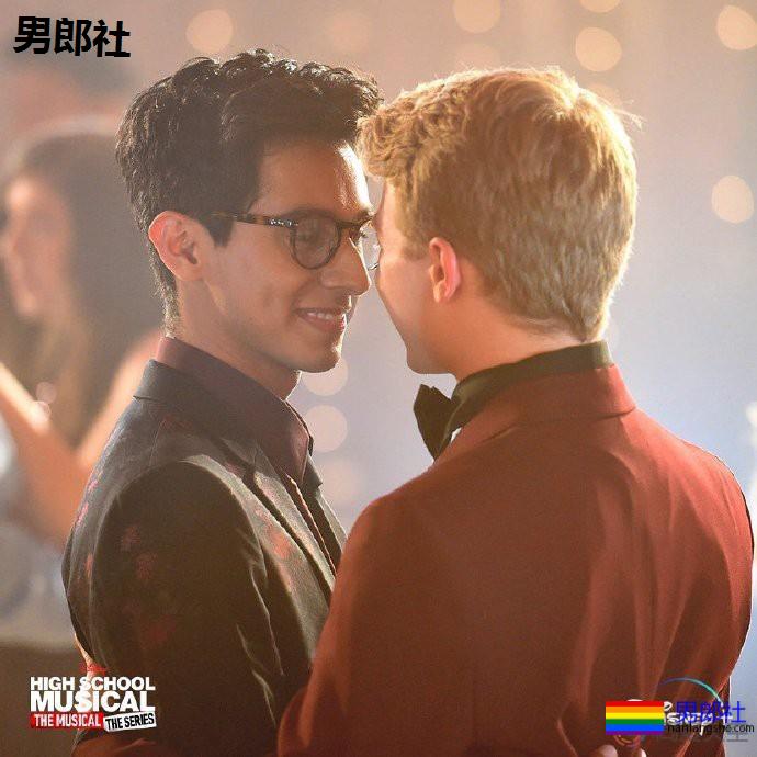 “歌舞青春”首个同性恋情揭开序幕 - 51虹马