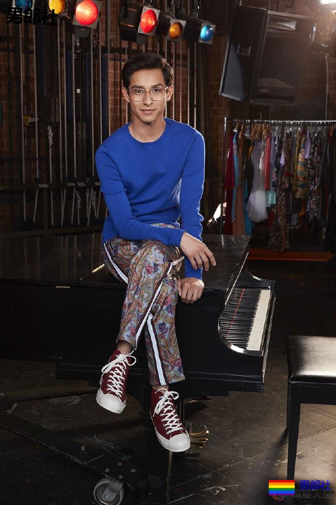 “歌舞青春”首个同性恋情揭开序幕 - 51虹马