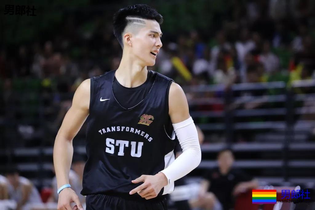 2019火遍票圈的荷尔蒙·体育生帅哥，都是你幻想过的男人！ - 51虹马