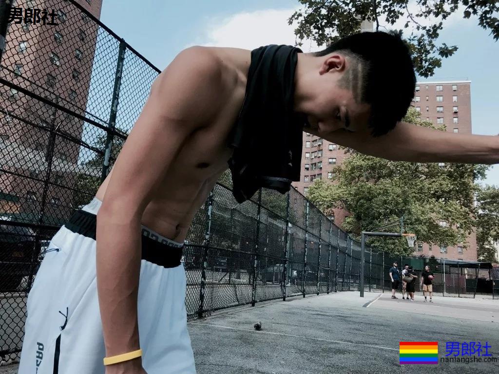 2019火遍票圈的荷尔蒙·体育生帅哥，都是你幻想过的男人！ - 51虹马