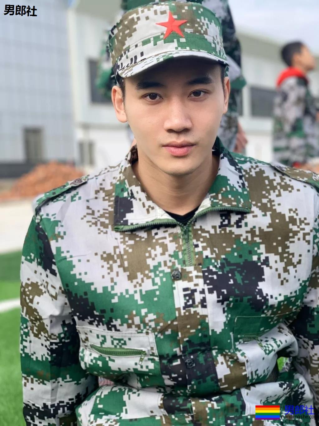 2019火遍票圈的荷尔蒙·体育生帅哥，都是你幻想过的男人！ - 51虹马