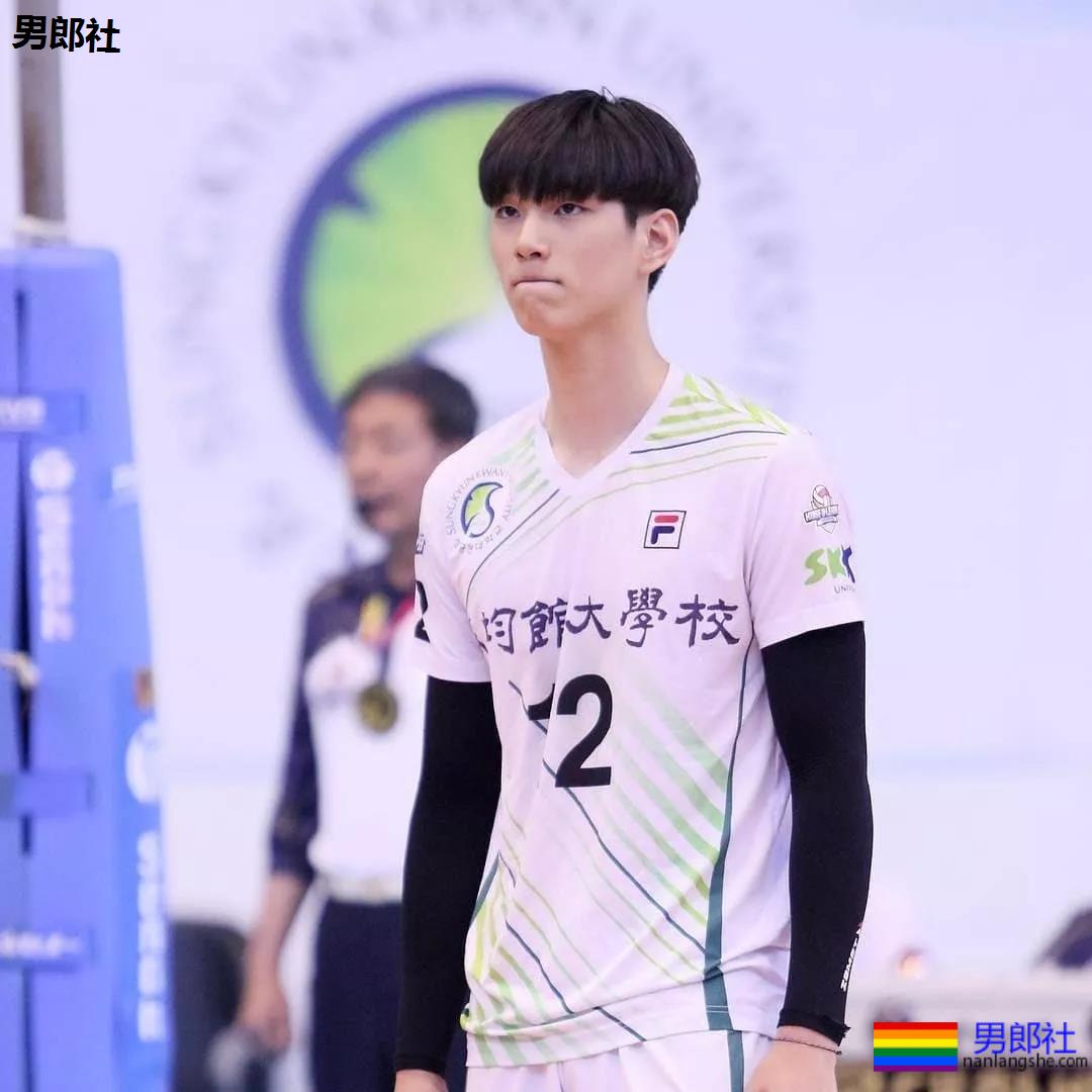 2019火遍票圈的荷尔蒙·体育生帅哥，都是你幻想过的男人！ - 51虹马