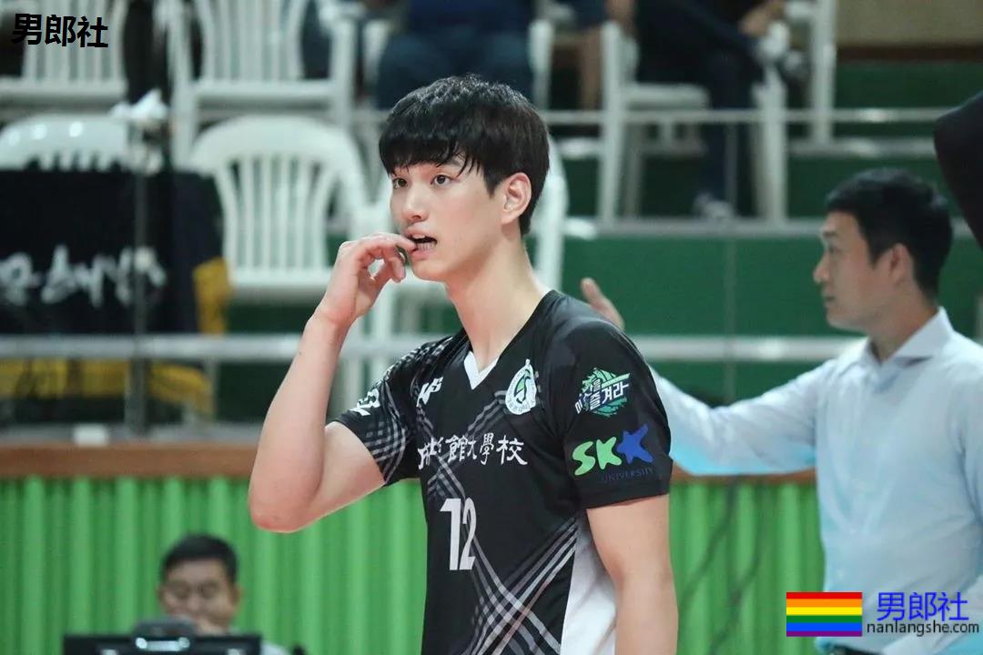 2019火遍票圈的荷尔蒙·体育生帅哥，都是你幻想过的男人！ - 51虹马