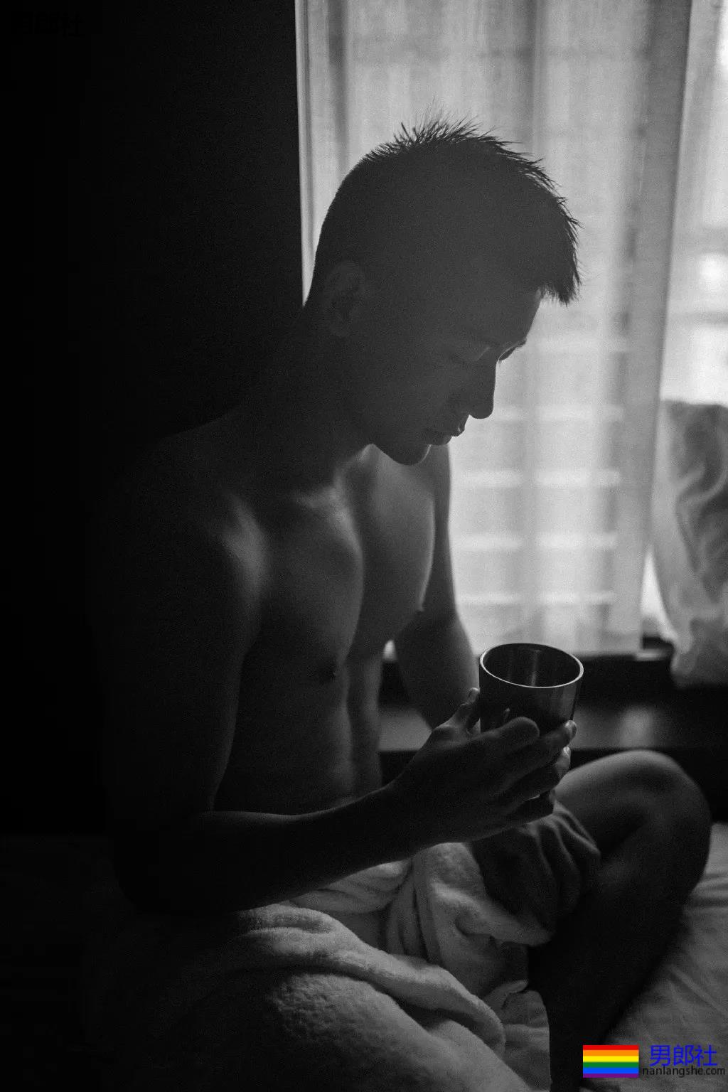 95后肌肉体育生,超帅私教大弟弟,快来围观! - 51虹马 95后肌肉体育生,超帅私教大弟弟,快来围观! - 51虹马