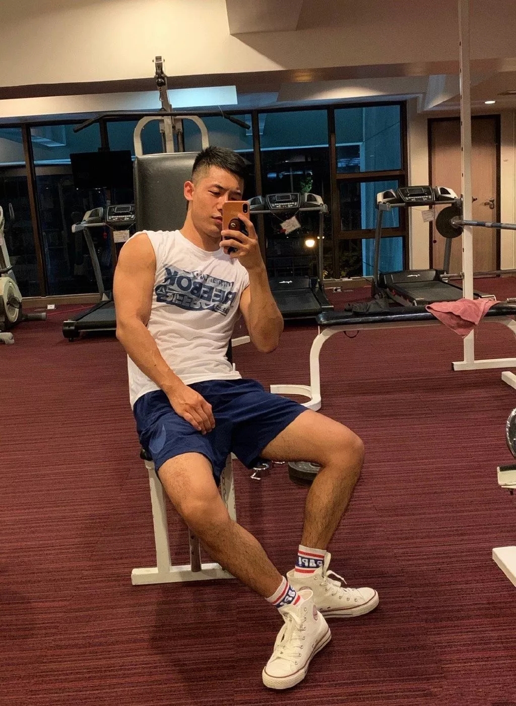 95后肌肉体育生,超帅私教大弟弟,快来围观! - 51虹马 95后肌肉体育生,超帅私教大弟弟,快来围观! - 51虹马