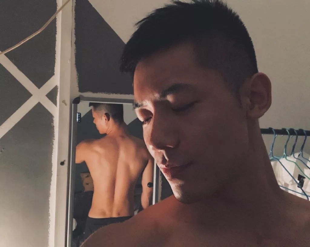 95后肌肉体育生,超帅私教大弟弟,快来围观! - 51虹马 95后肌肉体育生,超帅私教大弟弟,快来围观! - 51虹马