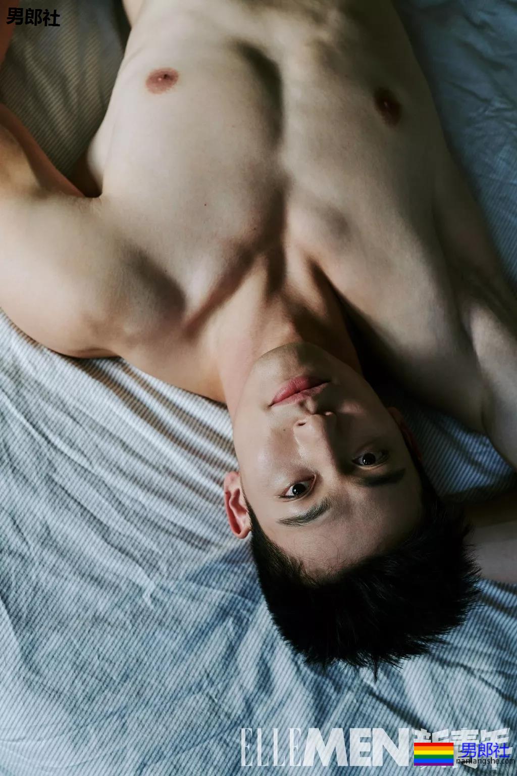 185攻腰大胸肌肉男,粗壮的大腿撑破短裤! - 51虹马 185攻腰大胸肌肉男,粗壮的大腿撑破短裤! - 51虹马