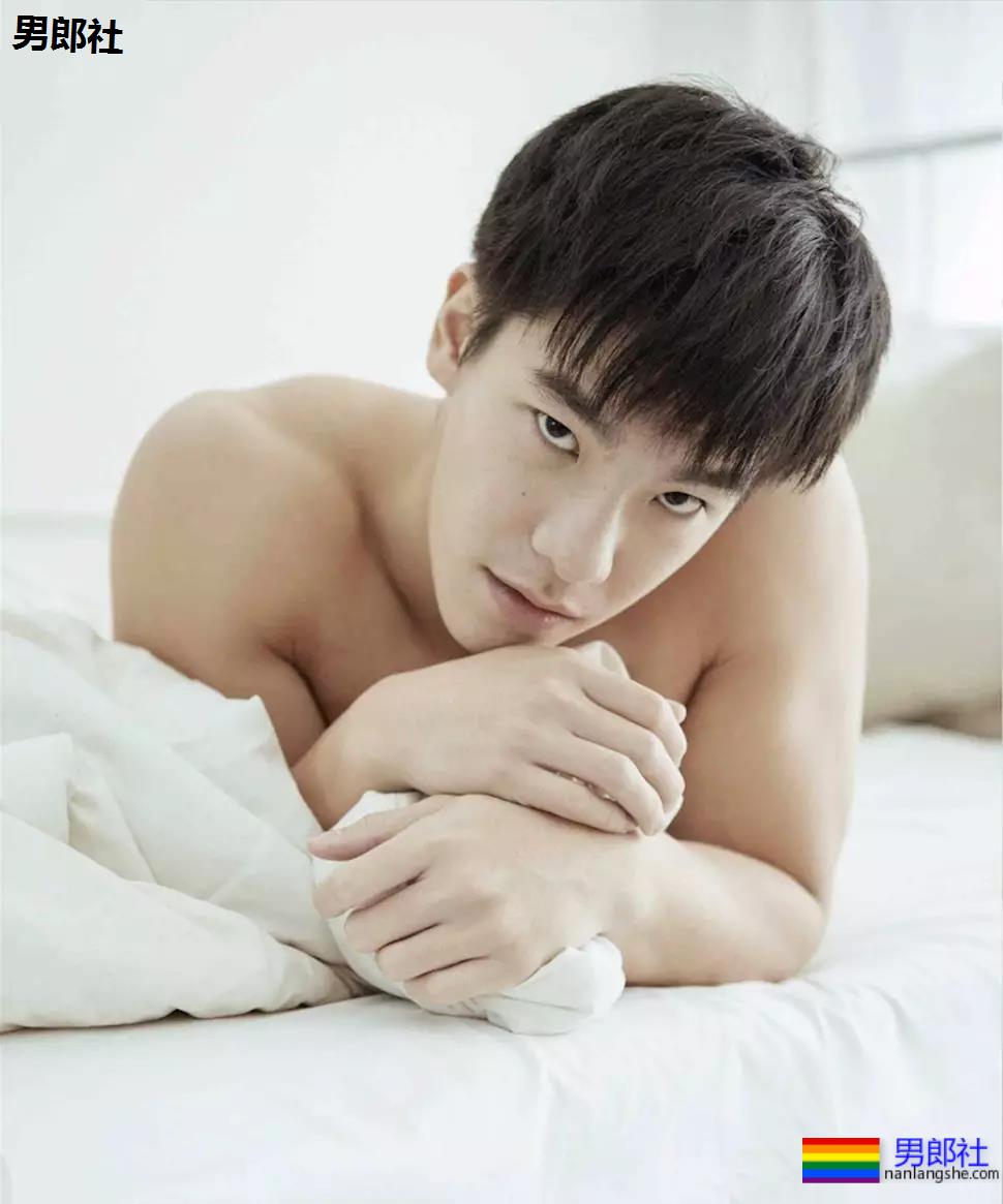 男孩之间的快乐就是这么朴实无华且... - 51虹马