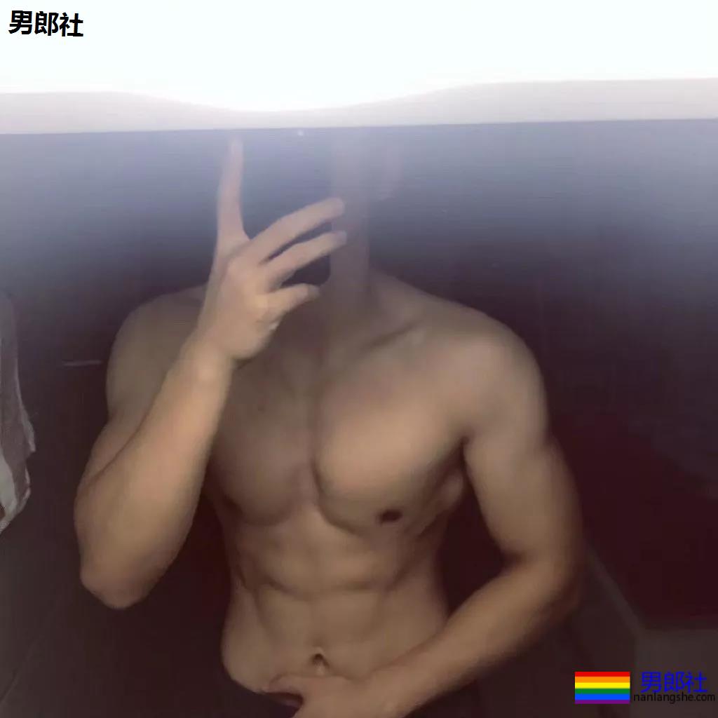 A爆筋肉小鋼炮一网打尽!“巧克力腹肌大赛”,堪称肉体盛宴! - 51虹马 A爆筋肉小鋼炮一网打尽!“巧克力腹肌大赛”,堪称肉体盛宴! - 51虹马