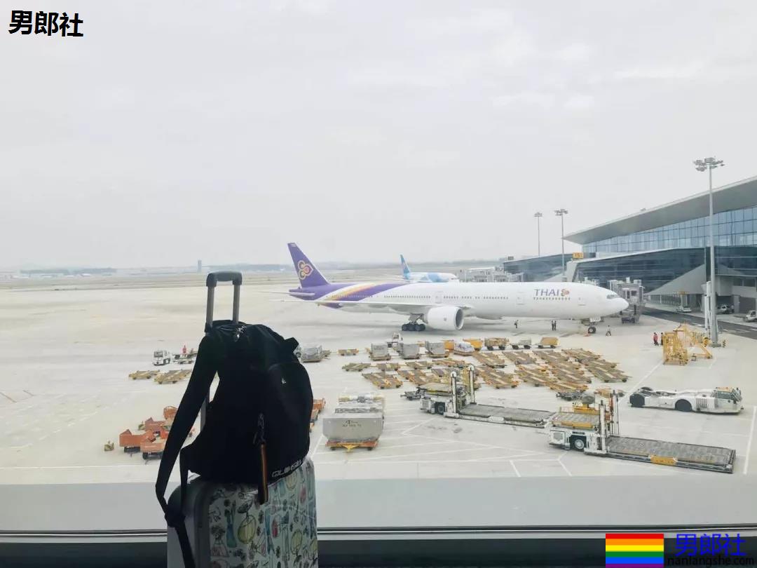 恐飞症患者在飞机上怎样杀时间？我总结出十大秘诀 | 我们仨 - 51虹马