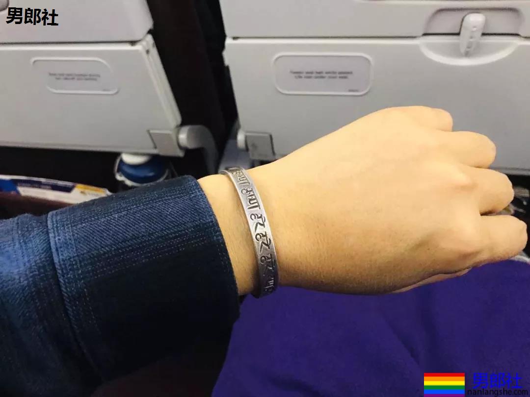 恐飞症患者在飞机上怎样杀时间？我总结出十大秘诀 | 我们仨 - 51虹马