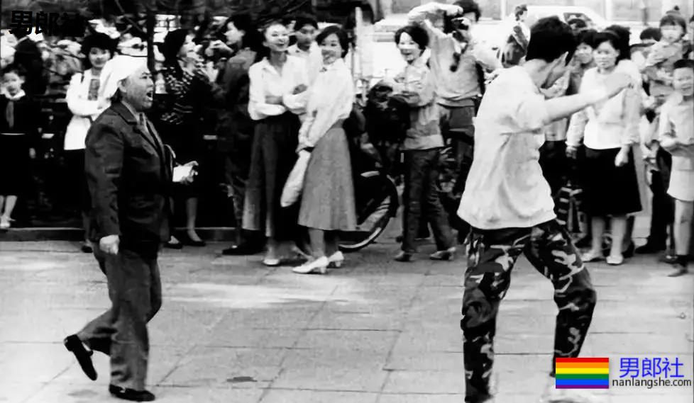 夜访北京同志据点「牡丹园」，我们发现… - 51虹马