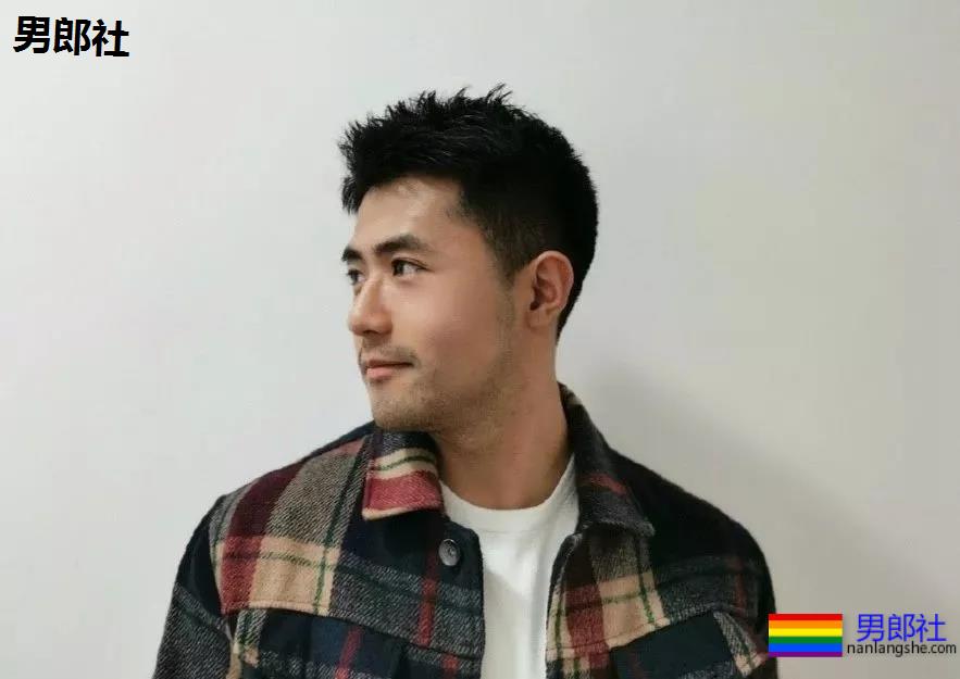 那个被偷内裤和袜子的北京健身教练，原来是他 - 51虹马